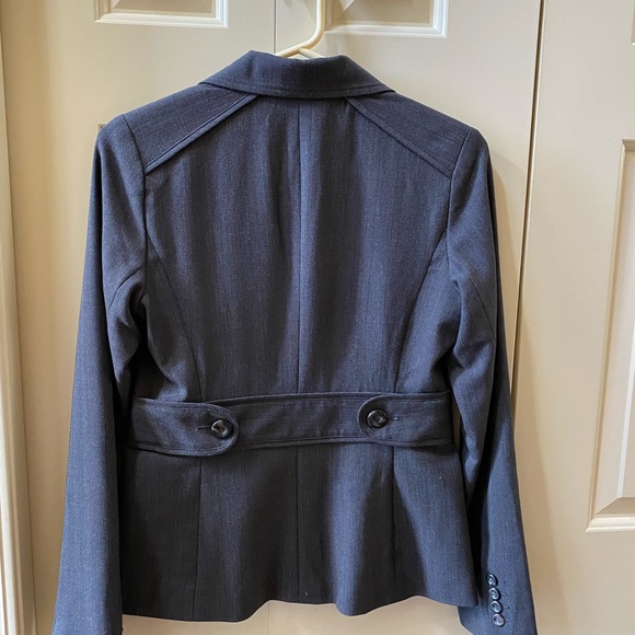 Ricki’s Jacket - Picture 2 of 5